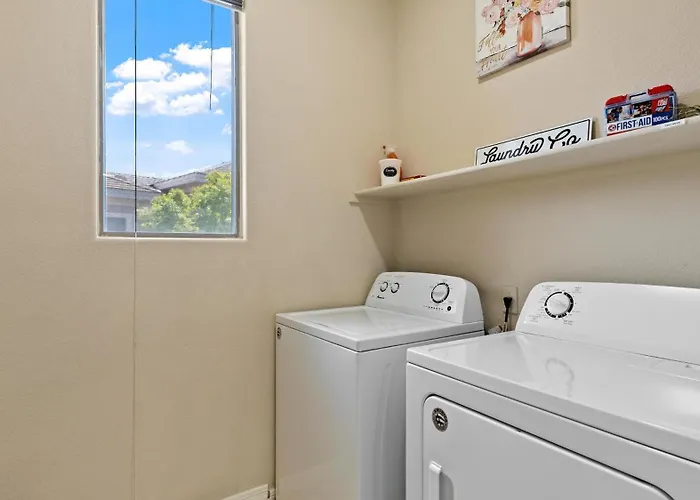 Holiday home Lux Pool, Jacuzzi, Gym & Golf Access Scottsdale
